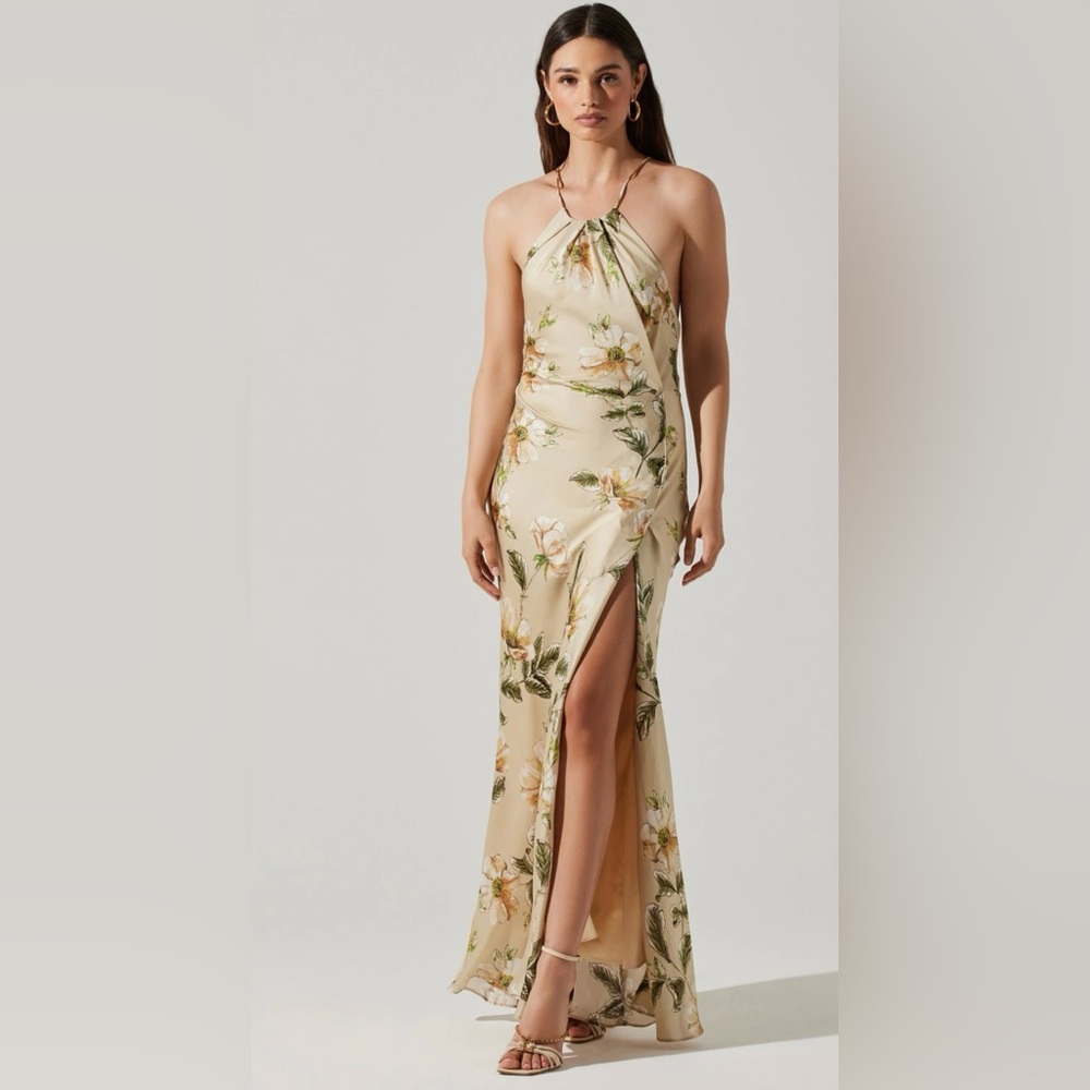 ASTR The Label Elynor Satin Floral Halter Maxi Dress size M Medium New No Tags
